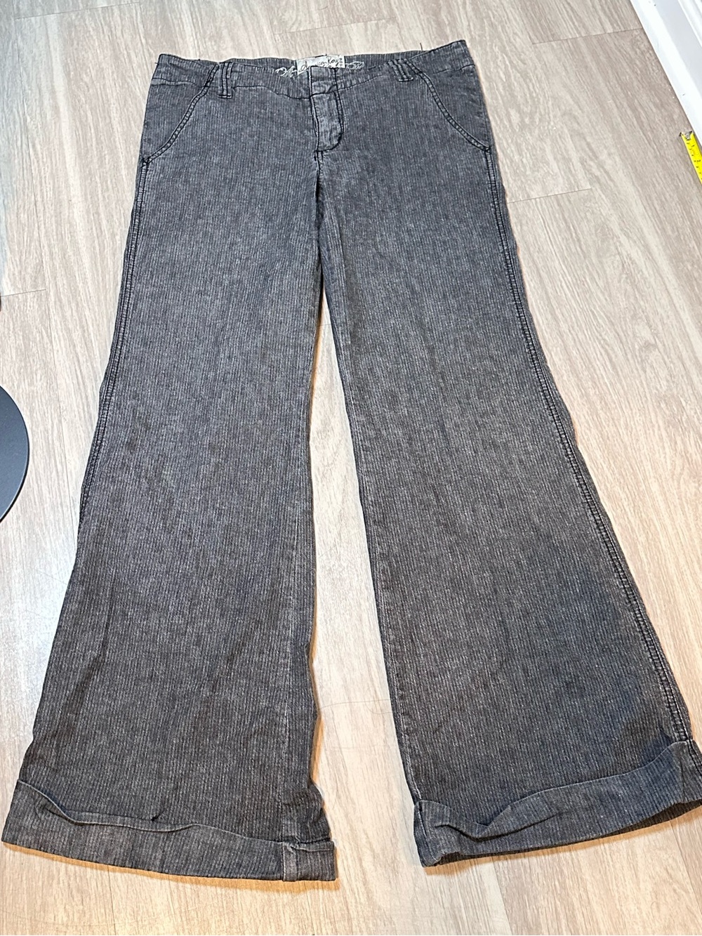 American Rag Cie Wide Leg Cropped Jeans Gray Wash Cuffed Hem Size 13 Y2K
